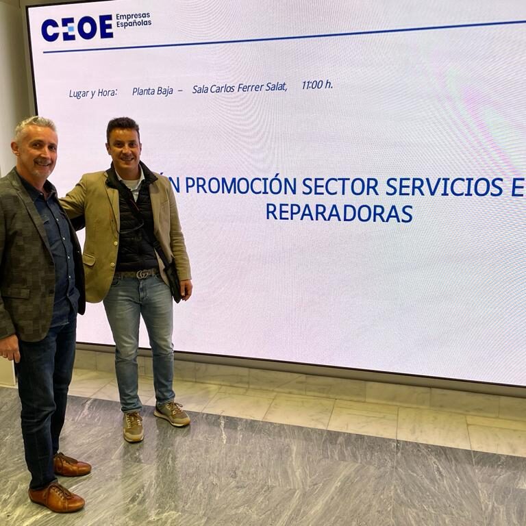 Directivos de Cuidacasa visitan AESA en Madrid