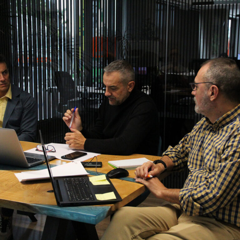 El Grupo Cuidacasa, con más de 20 años de trayectoria en el sector, en plena expansión territorial, nos hemos especializado en todo tipo de adecuaciones, convirtiéndonos en un referente a nivel nacional. El Grupo Cuidacasa, con más de 20 años de trayectoria en el sector, en plena expansión territorial, nos hemos especializado en todo tipo de adecuaciones, convirtiéndonos en un referente a nivel nacional. Os dejamos el resultado del trabajo realizado en las zonas comunes de un edificio destinado a alquiler turístico en Barcelona. #adecuaciones #alquilerturistico #reformasintegrales #sectorinmobiliario #promotor #construcción #viviendas #alquiler #barcelona