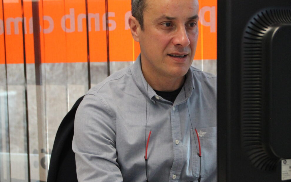 Seguimos fortaleciendo nuestra infraestructura para seguir brindando un servicio excepcional a nuestros clientes Nuestro objetivo es la excelencia empresarial La ética y los valores forman parte del ADN de la empresa En nuestra empresa, valoramos no solo la consecución de objetivos, sino también el cómo los alcanzamos. Nos esforzamos por mantener una conducta responsable que defina nuestra esencia como grupo empresarial, y que permita tomar decisiones basadas en principios fundamentales. En este sentido, nuestra cultura empresarial se centra en la integridad, el compromiso, la transparencia y el respeto a los demás, lo que nos permite trabajar de manera colectiva para brindar soluciones sostenibles y responsables a nuestros clientes. Sector asegurador Gestión de activos Facility management Construcción de obra nueva Residencial en alquiler Instalación de paneles solares