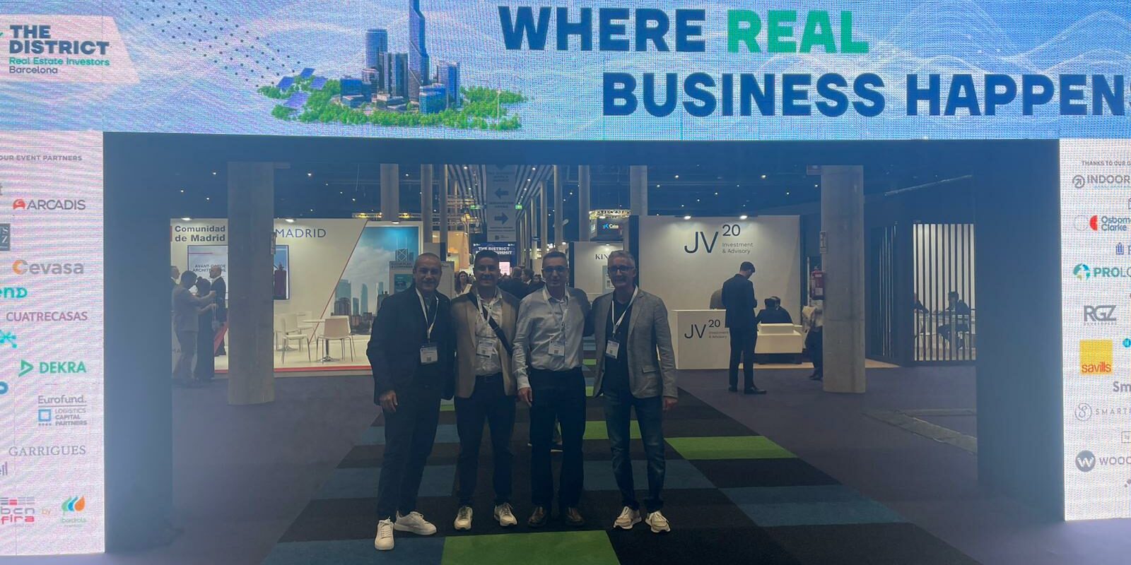 Cuidacasa se une a los líderes del sector inmobiliario en el Real Estate Investors Cuidacasa se une a los líderes del sector inmobiliario en el Real Estate Investors Los CEOs de Cuidacasa fortalecen lazos con inversores y promotoras en un evento exclusivo, marcando un nuevo capítulo en la gestión de activos y servicios de reparación, mantenimiento y posventa de obra nueva.