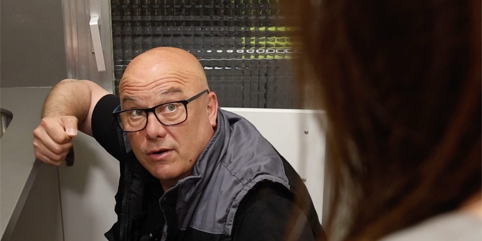 Excelencia operativa: Más de 400 operarios y Tecnología Punta Excelencia operativa: Más de 400 operarios y Tecnología Punta