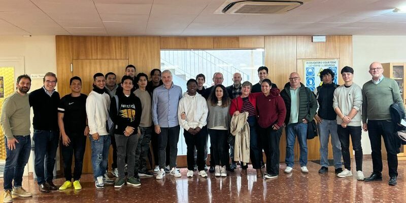 El Impacto del Programa 'Manitas de Hogar' Una alianza para la inclusión social que marca la diferencia