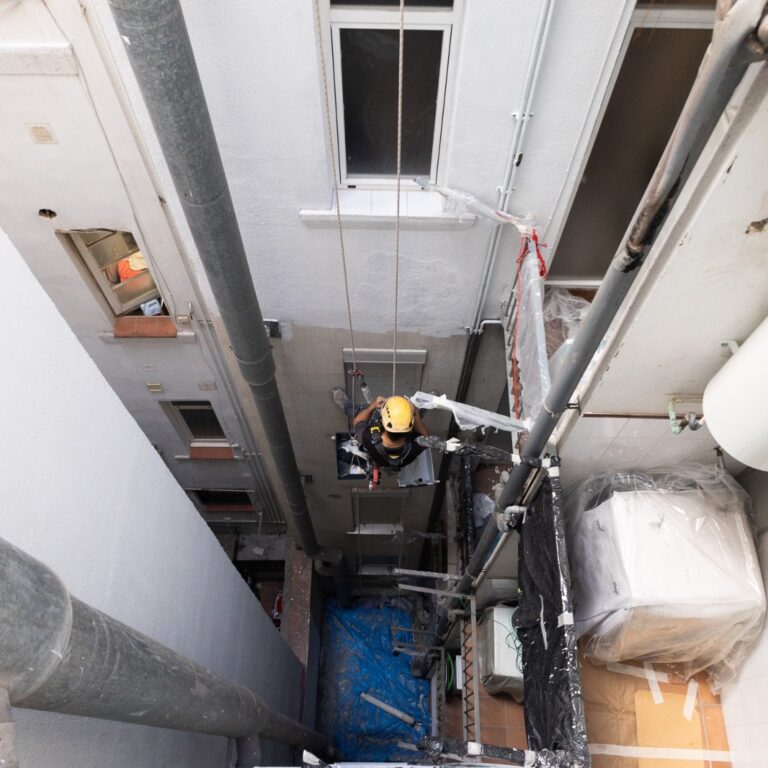 Gestión Eficaz de Incendios en Comunidades: La Respuesta de Cuidacasa Gestión Eficaz de Incendios en Comunidades: La Respuesta de Cuidacasa Cuidacasa: Líder en Manejo de Siniestros Comunitarios en Poble Sec, Barcelona