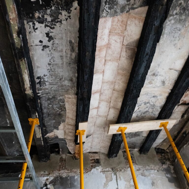 Gestión Eficaz de Incendios en Comunidades: La Respuesta de Cuidacasa Gestión Eficaz de Incendios en Comunidades: La Respuesta de Cuidacasa Cuidacasa: Líder en Manejo de Siniestros Comunitarios en Poble Sec, Barcelona