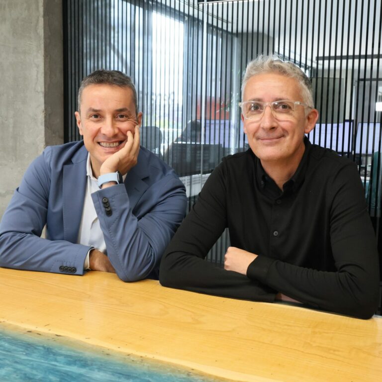 Grupo Cuidacasa se proyecta como líder en innovación y crecimiento para 2025 Grupo Cuidacasa se proyecta como líder en innovación y crecimiento para 2025. Consolidando su posición a través de la tecnología y el liderazgo estratégico, el grupo apuesta por la inteligencia artificial y objetivos ambiciosos para el futuro.