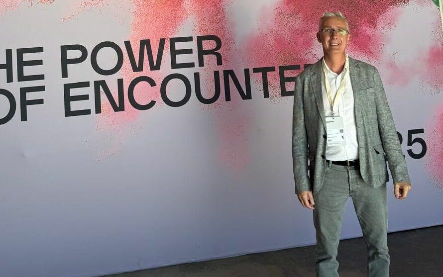 Cuidacasa en Interihotel Barcelona: diseño, innovación y visión para el futuro del hospitality Interihotel Barcelona se ha consolidado como el evento líder en Europa en diseño de interiores para hoteles y restaurantes, un punto de encuentro que reúne a hoteleros, arquitectos, interioristas, inversores y marcas que comparten una misma misión: repensar el futuro del sector desde la creatividad, la sostenibilidad y la tecnología. En esta edición, Gonzalo Cabezas, CEO de Cuidacasa, asistió al evento para conocer de primera mano las últimas tendencias en hospitality design y fortalecer la conexión entre el diseño de espacios y la gestión integral de activos.