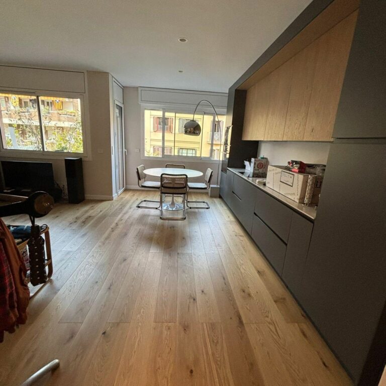 Siniestro en Barcelona, cuando reparar el suelo es solo el principio Siniestro en Barcelona, cuando reparar el suelo es solo el principio