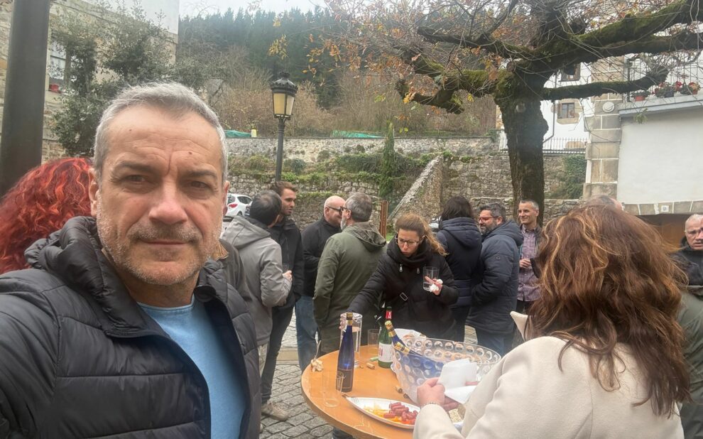 Cuidacasa refuerza sus alianzas estratégicas en una jornada de confraternización con Lagun Aro