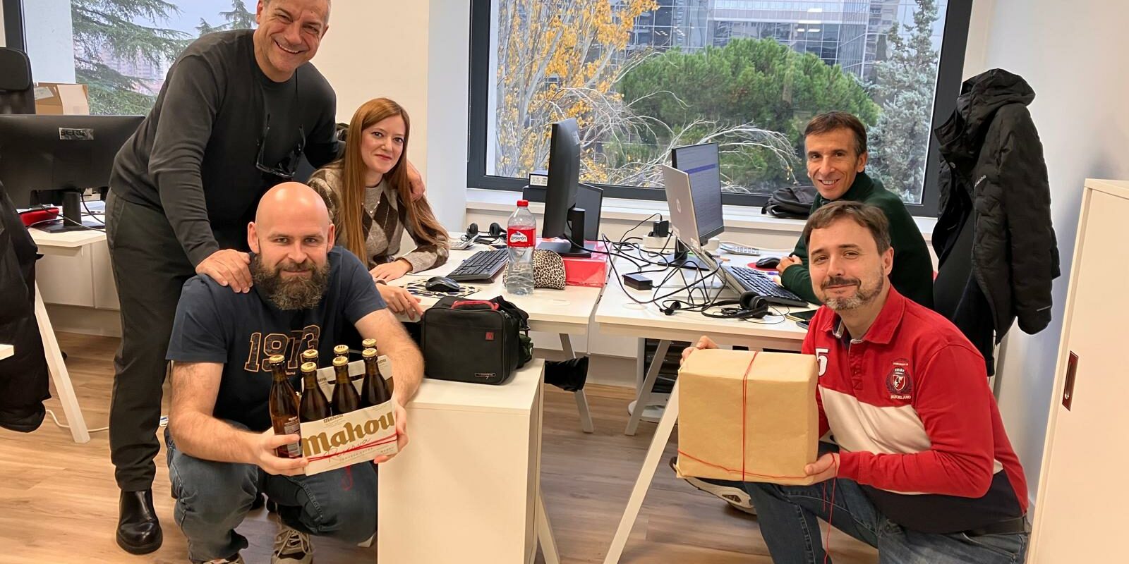 Equipo de Cuidacasa Madrid 1 Desayuno, conexiones y equipo: Así vivimos el networking en nuestra oficina de Madrid