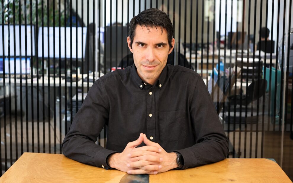 Crecer y transformar sin comprometer lo que ya funciona. Así dirige Alex Perdel la evolución de Grupo Cuidacasa desde la operativa real, no desde un laboratorio.